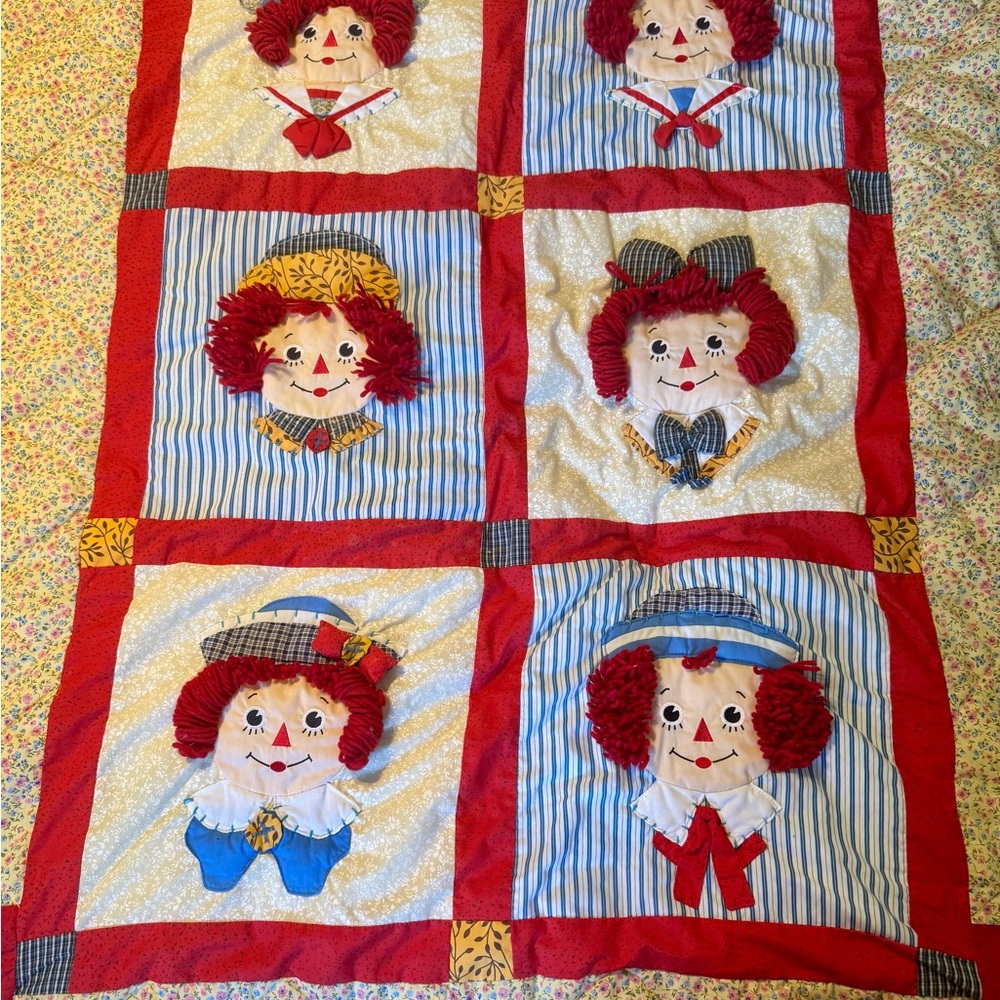 42x50” Handmade Raggedy Ann and Andy Quilt